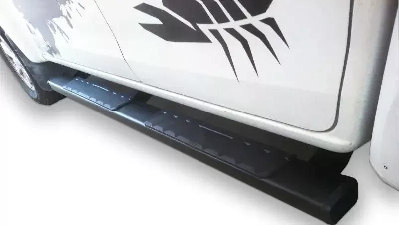 A4011B TrailFX Nerf Bar With Step Pads