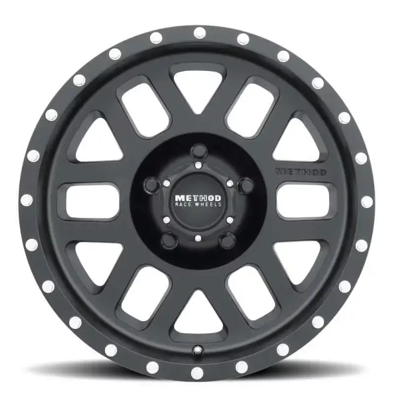 Method MR306 Mesh 17×8.5 0mm Offset 5×5.5 108mm CB Matte Black Wheel