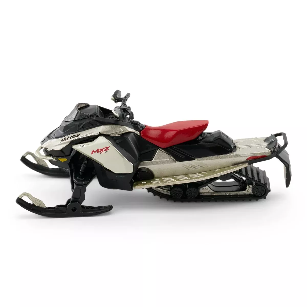 SKI-DOO 1:32 SCALE MXZ X-RS WHITE SNOWMOBILE RED - B107760030